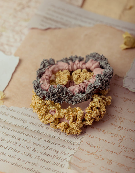 Guncha Grey Yellow Pastel Bloom Scrunchie (Set of 2) – Samoolam Crafts